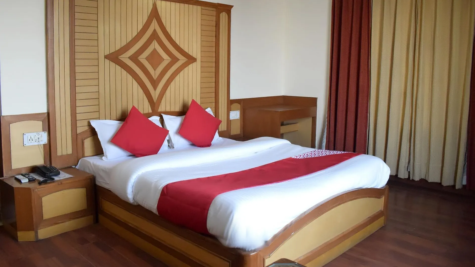 OYO 10692 Hotel Shubham Shimla