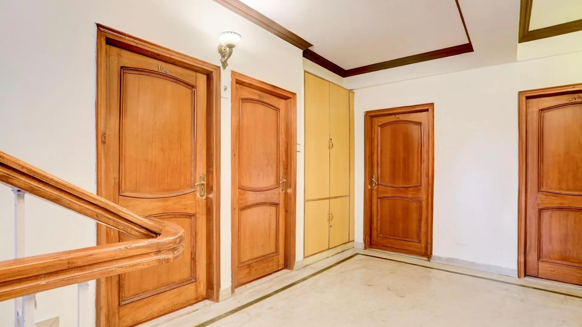 Super Collection O Mall Road Formerly Hotel Shubham Shimla 3*,  India