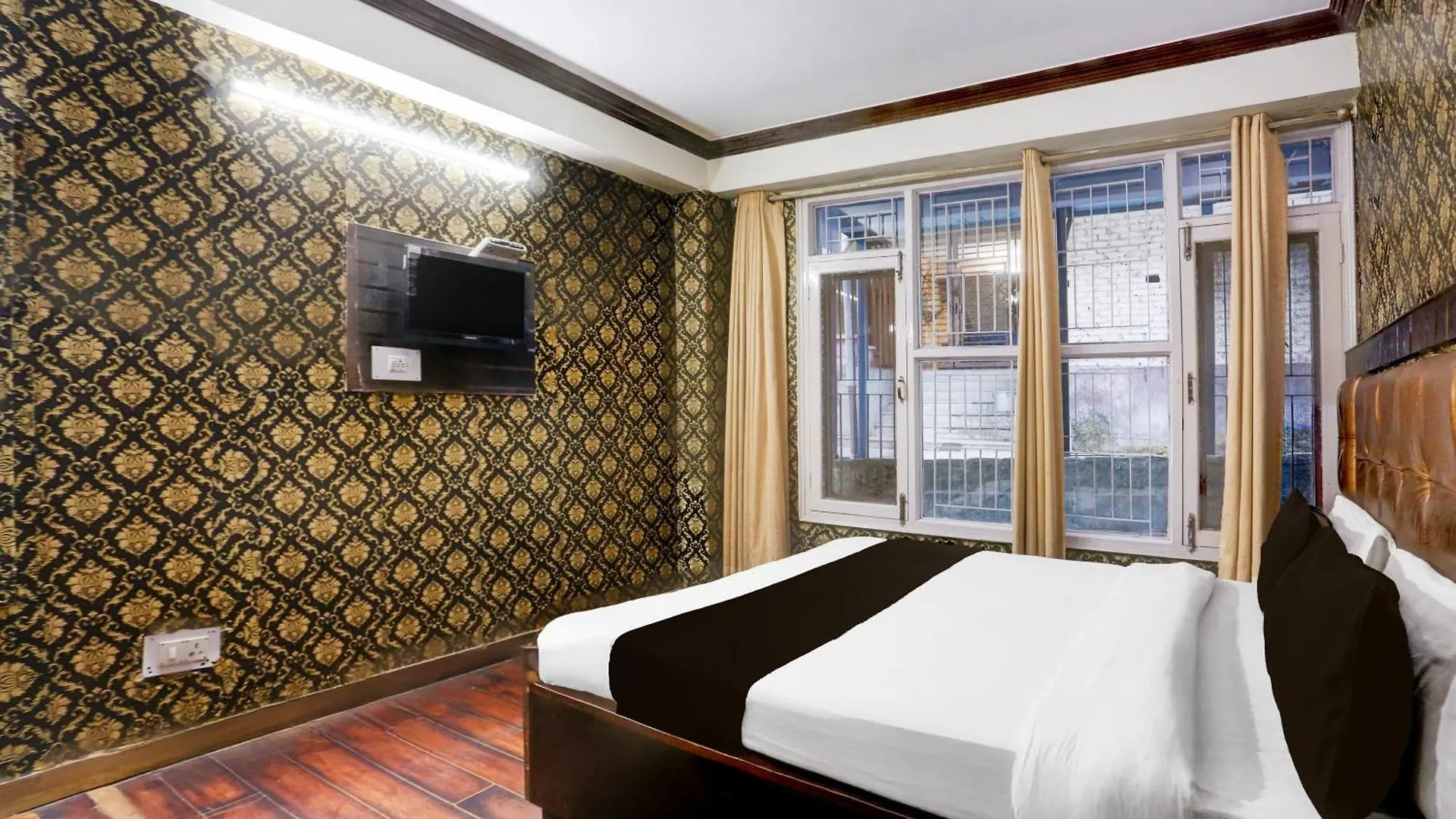Super Collection O Mall Road Formerly Hotel Shubham Shimla