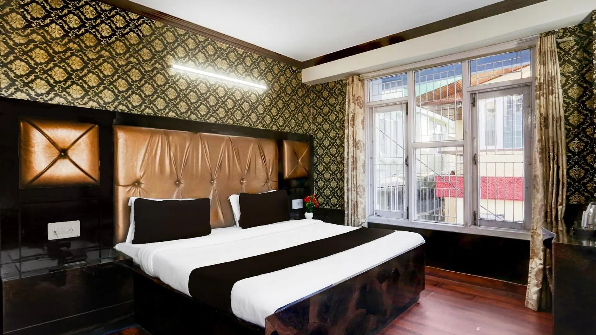 Super Collection O Mall Road Formerly Hotel Shubham Shimla India