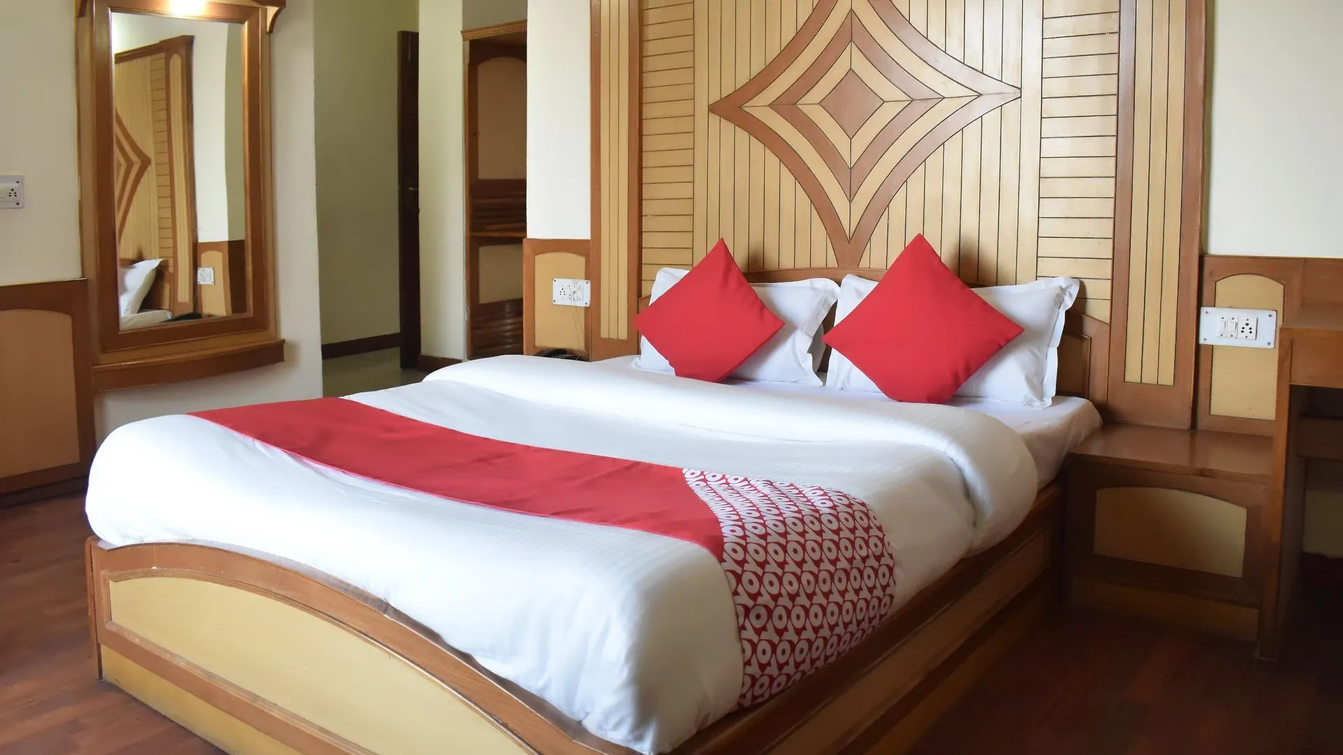 OYO 10692 Hotel Shubham Shimla