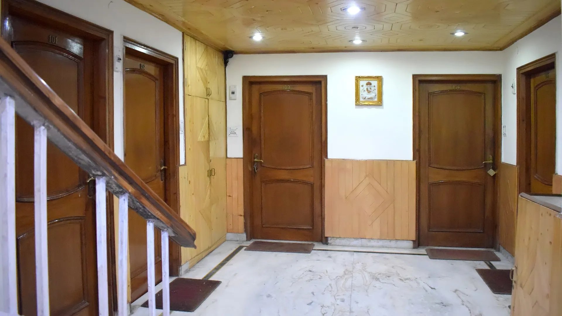 OYO 10692 Hotel Shubham Shimla