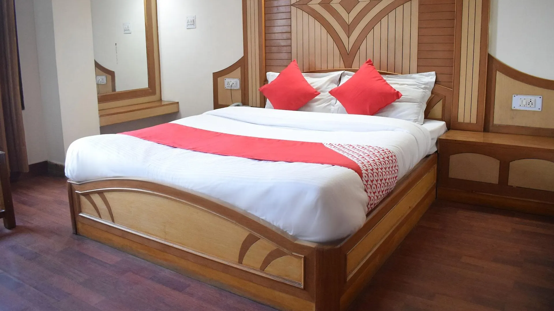 Super Collection O Mall Road Formerly Hotel Shubham Shimla