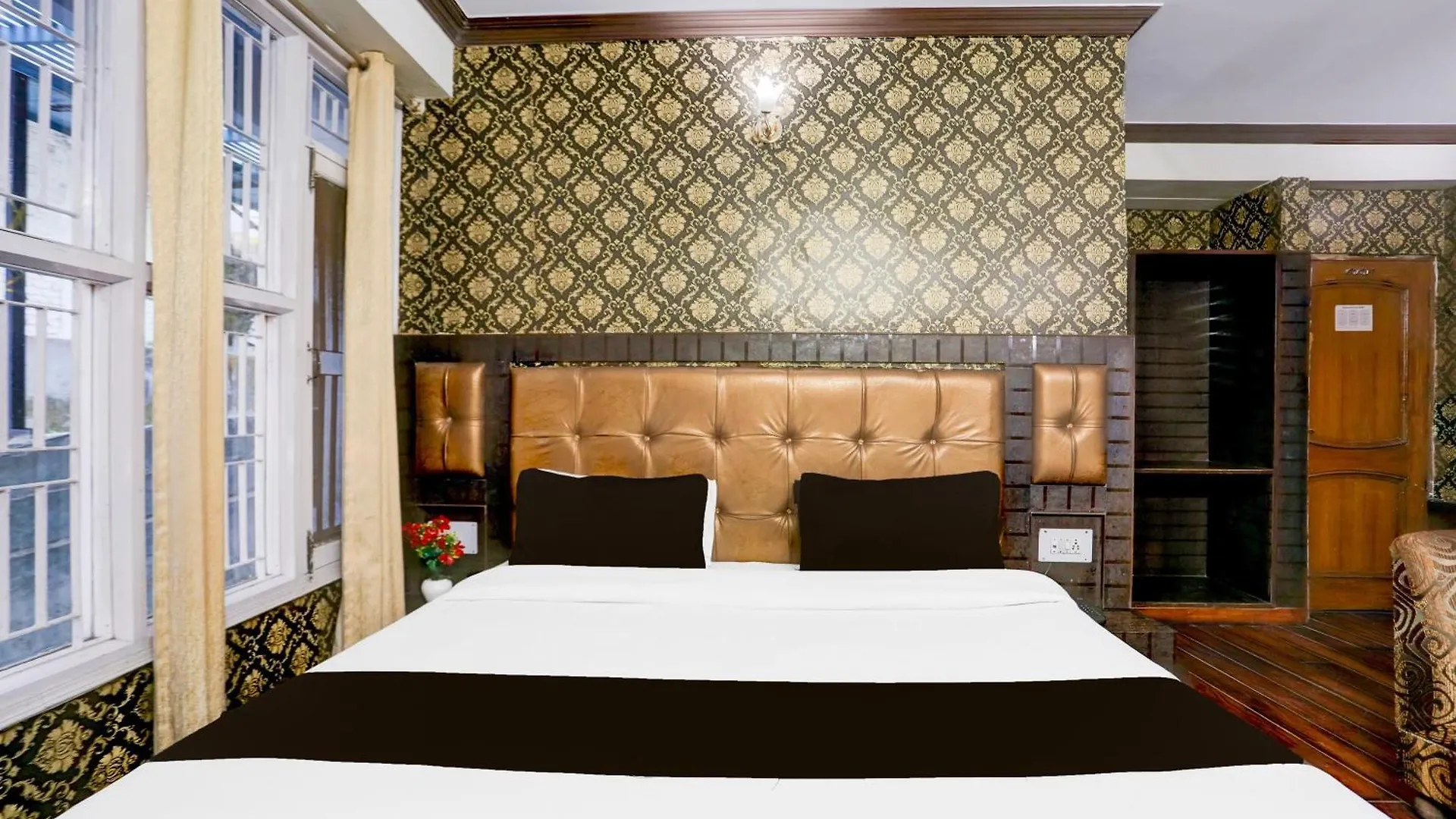 Super Collection O Mall Road Formerly Hotel Shubham Shimla